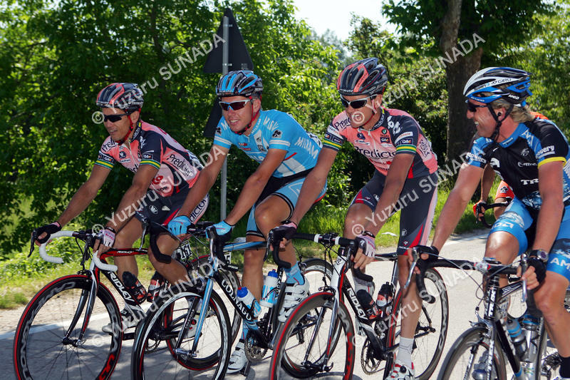 Australian riders001p.jpg